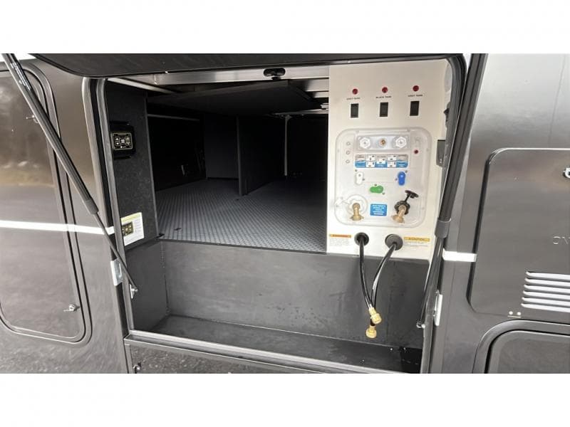 2025 Brinkley RV 2025 Brinkley RV Model G - thumbnail 7