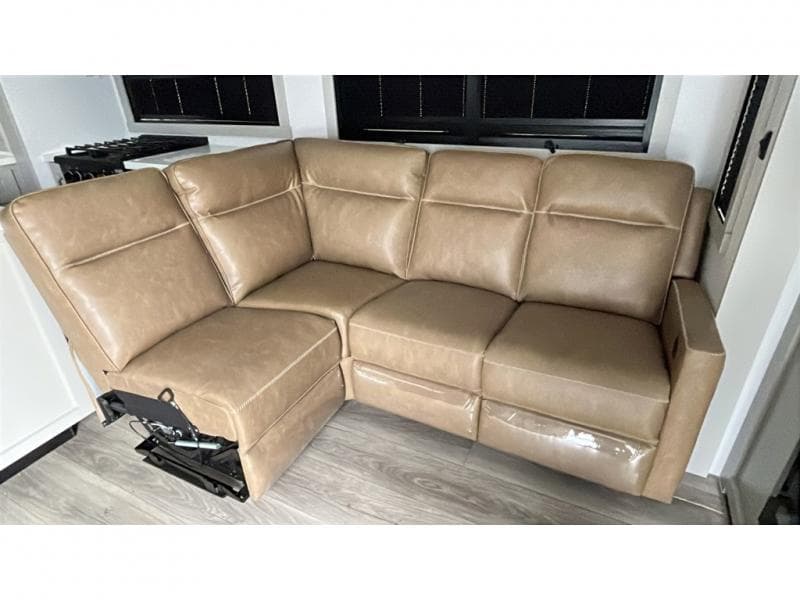 2025 Brinkley RV 2025 Brinkley RV Model G - thumbnail 20