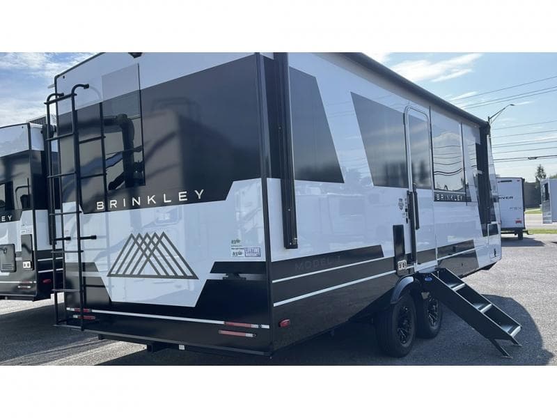 2026 Brinkley RV 2026 Brinkley RV Model IX - thumbnail 3