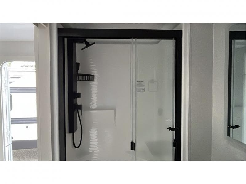 2026 Brinkley RV 2026 Brinkley RV Model IX - thumbnail 19