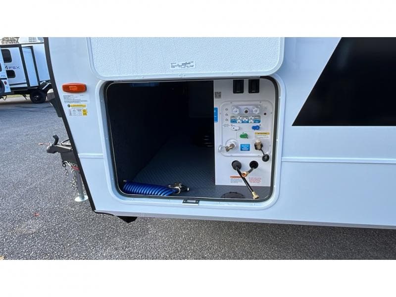 2026 Brinkley RV 2026 Brinkley RV Model IX - thumbnail 5