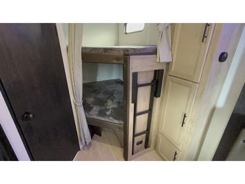 2026 Forest River 2026 Forest River Cherokee Grey Wolf - thumbnail 13