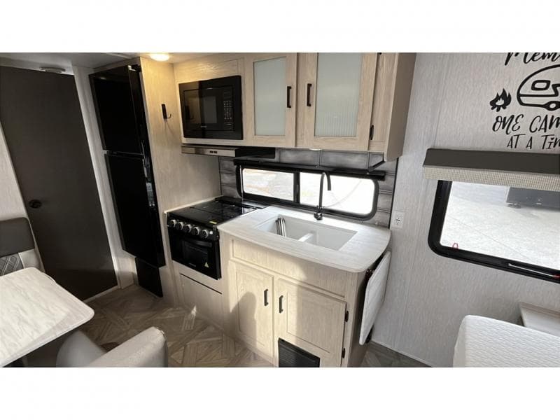 2023 Forest River 2023 Forest River Salem Cruise Lite - thumbnail 12