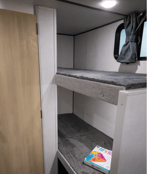 2025 Forest River 2025 Forest River Salem FSX - thumbnail 19