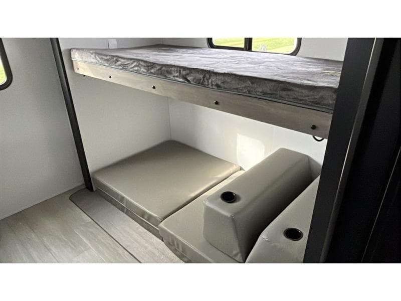 2026 Palomino 2026 Palomino SolAire - thumbnail 12