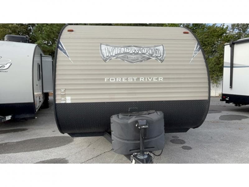 2017 Forest River 2017 Forest River Wildwood FSX - thumbnail 4