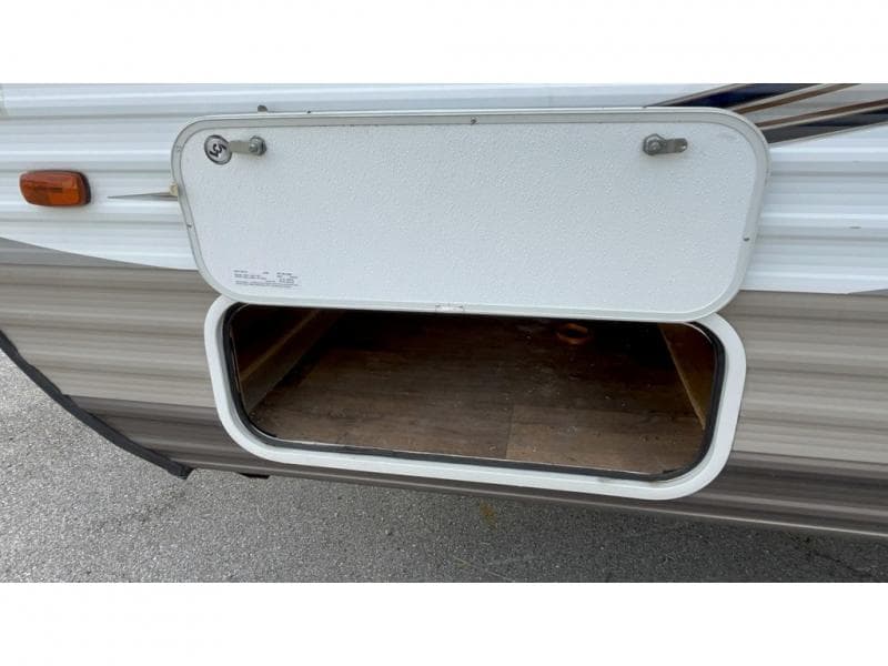 2017 Forest River 2017 Forest River Wildwood FSX - thumbnail 10