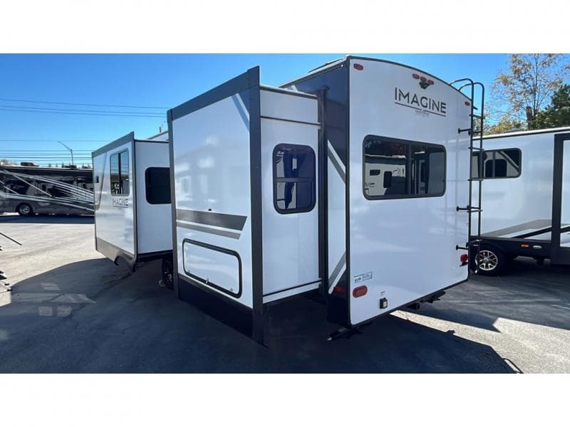 2026 Grand Design 2026 Grand Design Imagine XLS - thumbnail 3