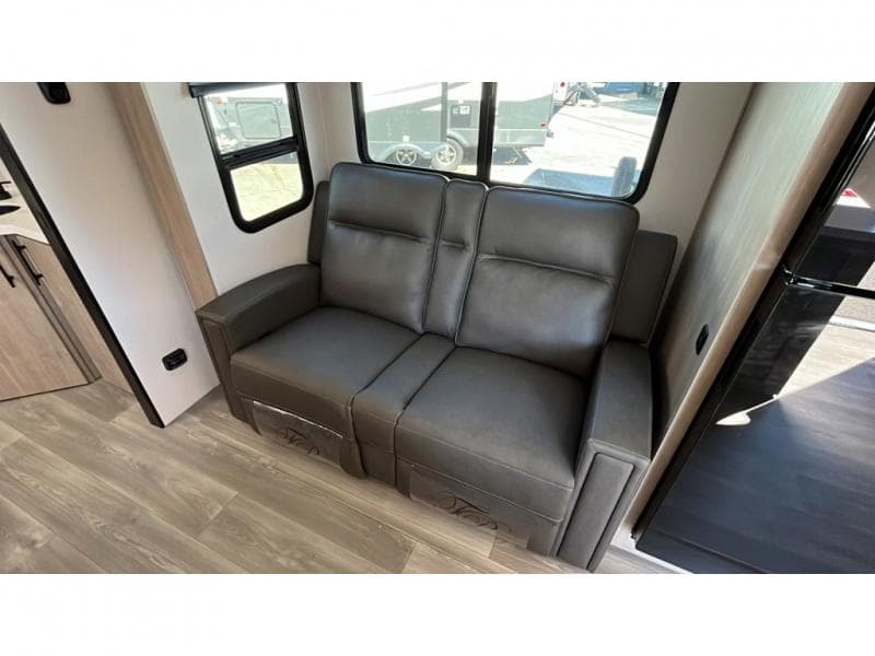 2026 Grand Design 2026 Grand Design Imagine XLS - thumbnail 14