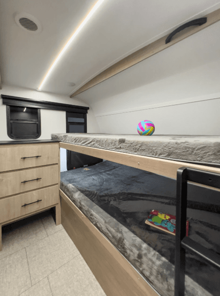 2026 Grand Design 2026 Grand Design Imagine XLS - thumbnail 24