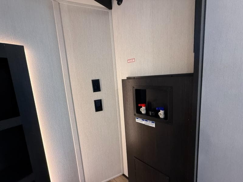 2026 Forest River 2026 Forest River Sabre - thumbnail 36