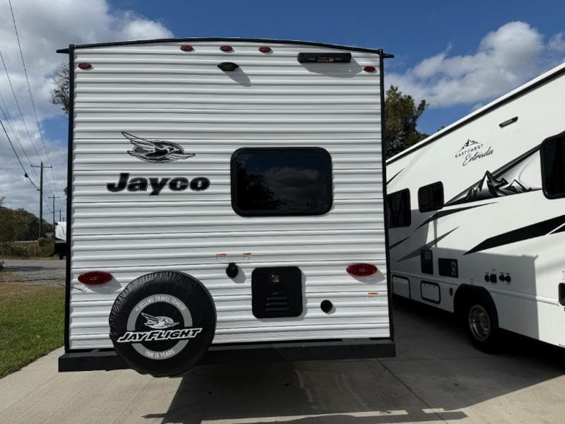 2026 Jayco 2026 Jayco Jay Flight SLX - thumbnail 36