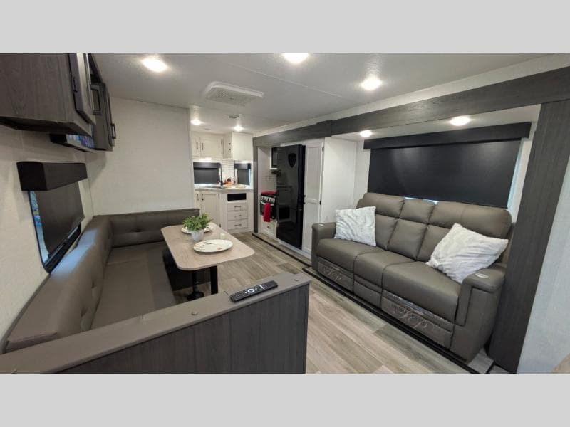 2025 Venture RV 2025 Venture RV Stratus - thumbnail 8