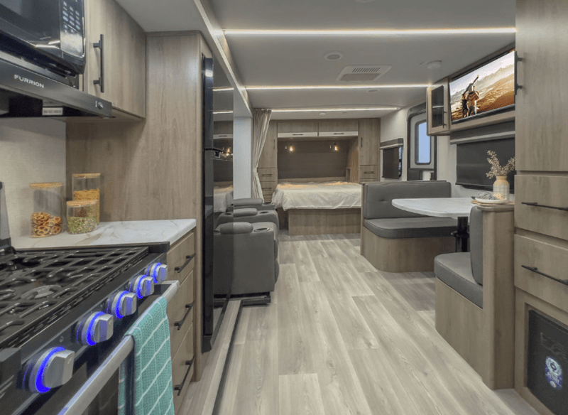 2025 Grand Design 2025 Grand Design Imagine XLS - thumbnail 25