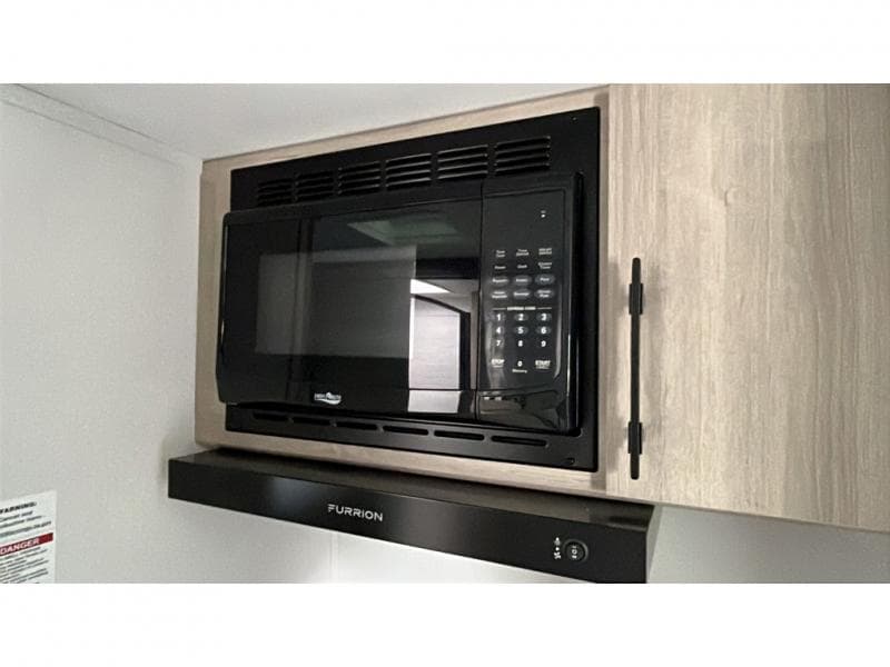 2025 Grand Design 2025 Grand Design Imagine XLS - thumbnail 16