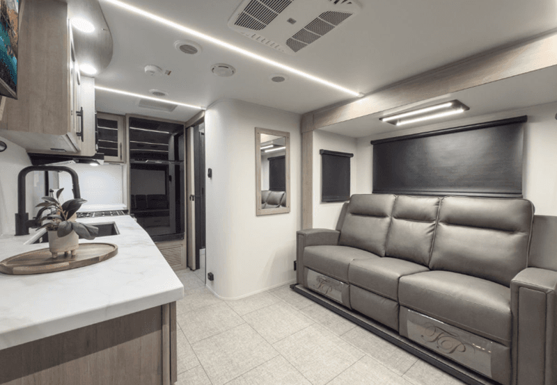 2026 Grand Design 2026 Grand Design Imagine XLS - thumbnail 22