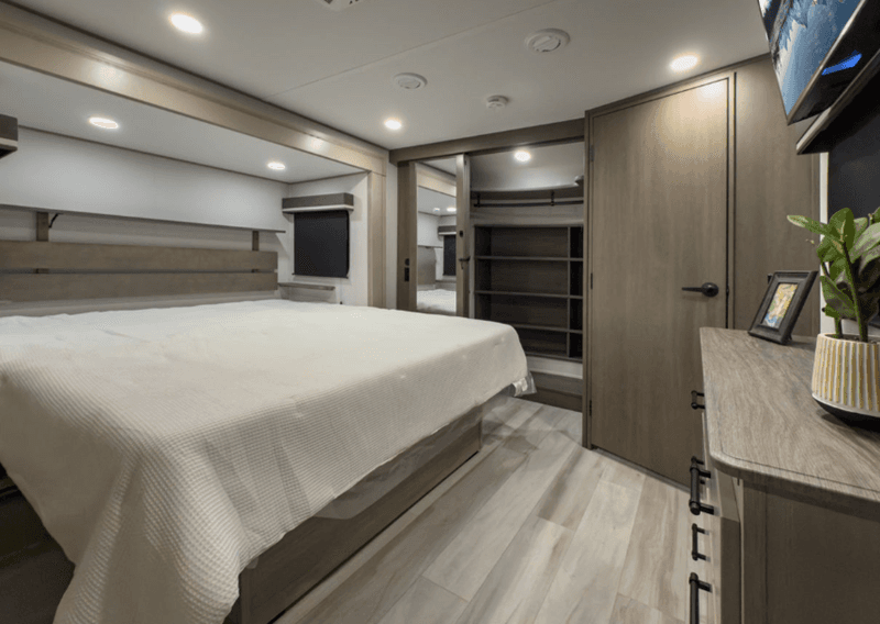 2026 Grand Design 2026 Grand Design Influence - thumbnail 25