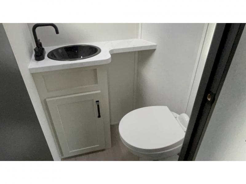 2026 Grand Design 2026 Grand Design Momentum G-Class - thumbnail 12