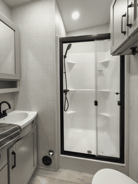 2026 Grand Design 2026 Grand Design Reflection - thumbnail 27