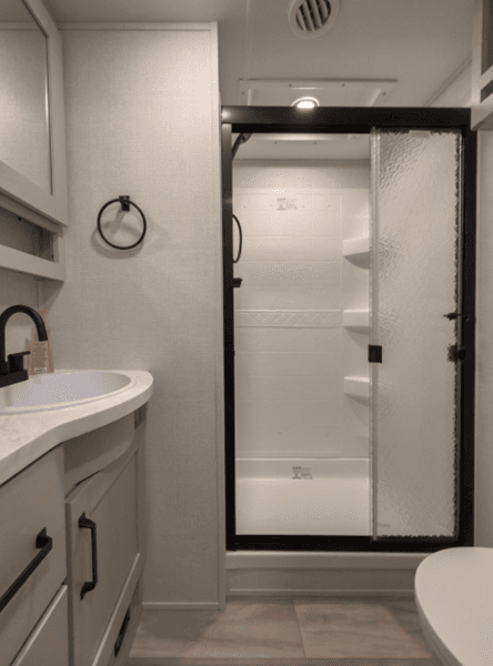 2026 Grand Design 2026 Grand Design Reflection 100 Series - thumbnail 27