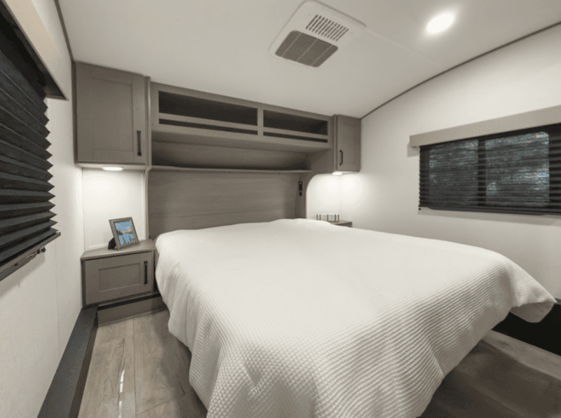 2026 Grand Design 2026 Grand Design Reflection 100 Series - thumbnail 23