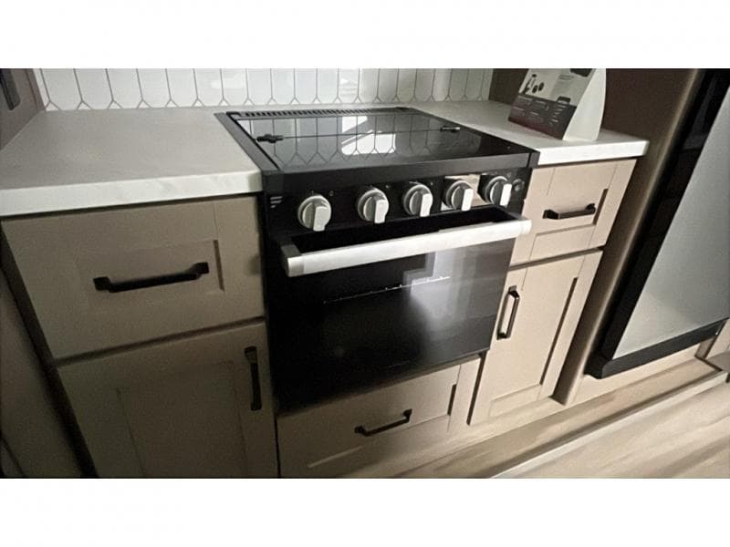 2026 Grand Design 2026 Grand Design Reflection 150 Series - thumbnail 14