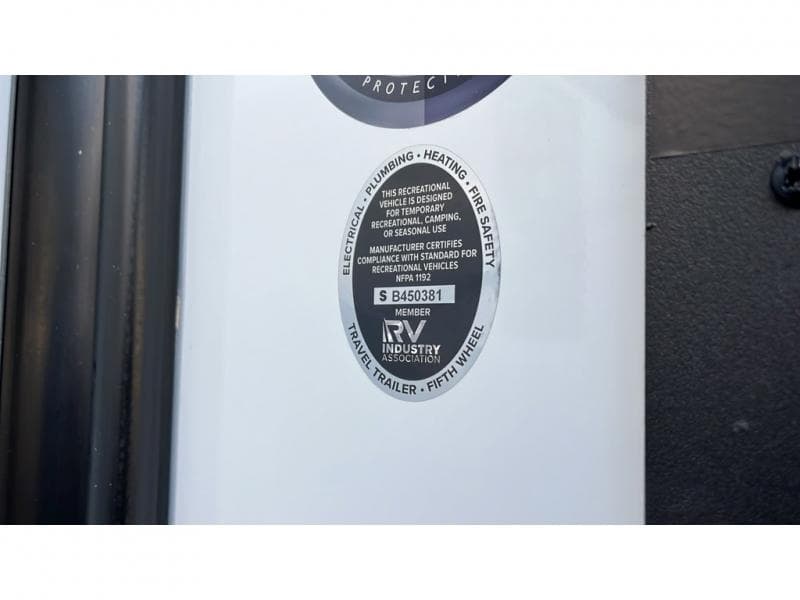 2026 Grand Design 2026 Grand Design Solitude - thumbnail 24