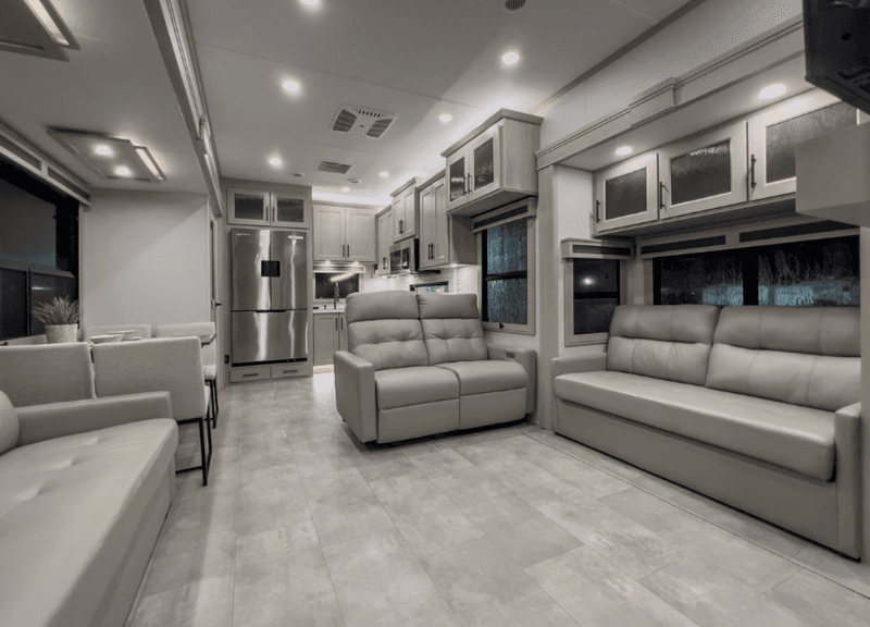 2026 Grand Design 2026 Grand Design Solitude - thumbnail 27