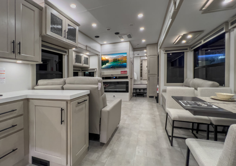 2026 Grand Design 2026 Grand Design Solitude - thumbnail 27