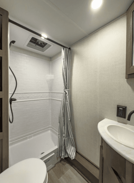 2026 Grand Design 2026 Grand Design Transcend - thumbnail 24