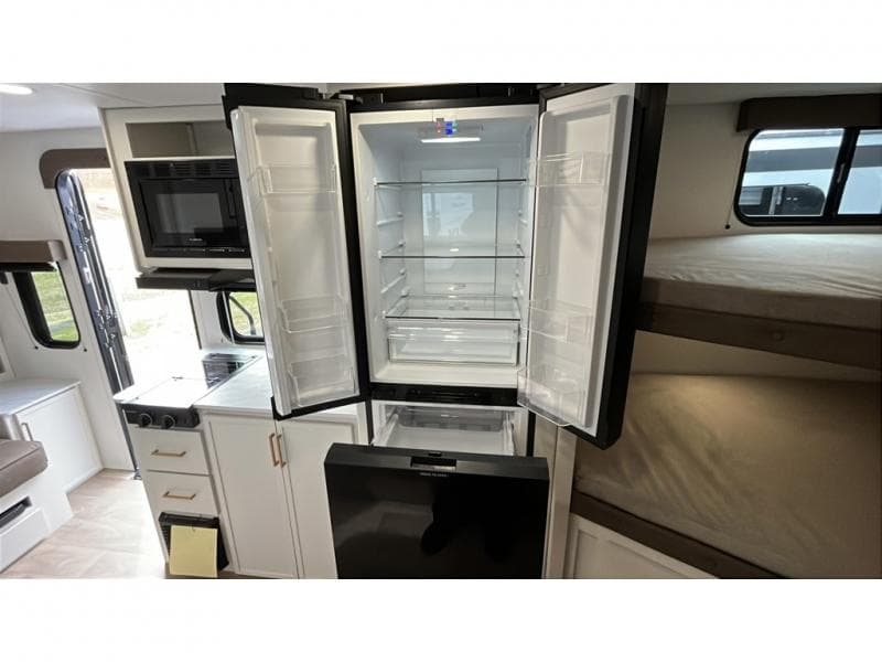 2026 Grand Design 2026 Grand Design Transcend - thumbnail 14