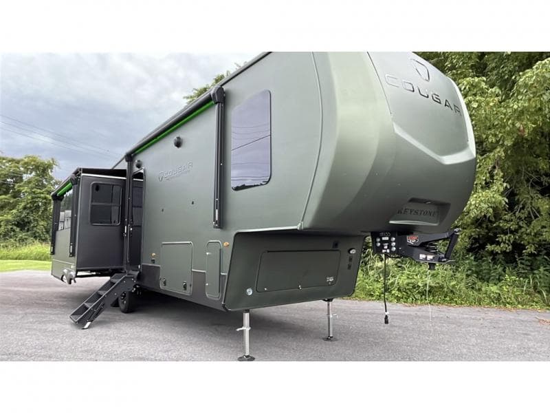 2026 Keystone RV 2026 Keystone RV Keystone Cougar - thumbnail 3