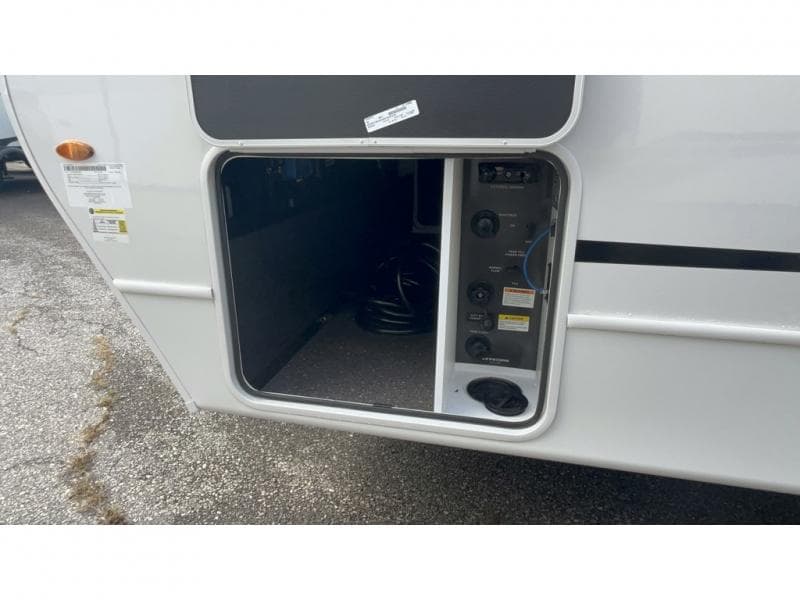 2026 Keystone RV 2026 Keystone RV Cougar Half Ton - thumbnail 5