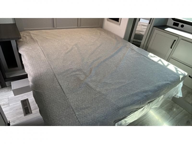 2025 Keystone RV 2025 Keystone RV Montana High Country - thumbnail 21