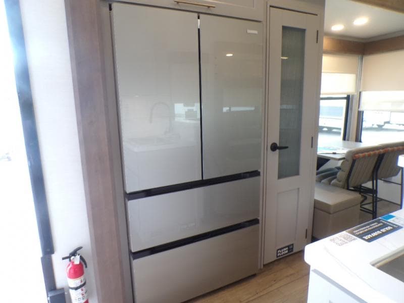 2026 Alliance RV 2026 Alliance RV Paradigm - thumbnail 41