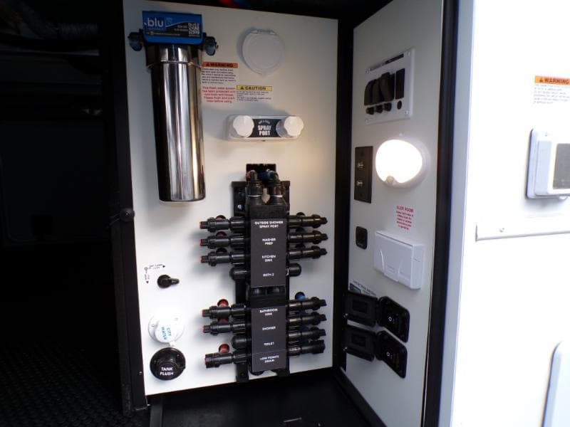 2026 Alliance RV 2026 Alliance RV Paradigm - thumbnail 9