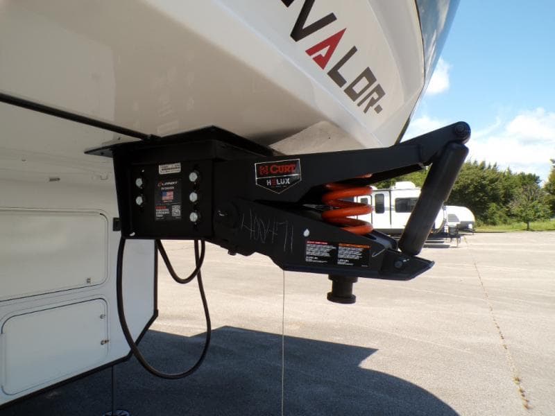 2026 Alliance RV 2026 Alliance RV Valor - thumbnail 8