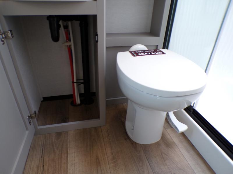 2026 Alliance RV 2026 Alliance RV Valor - thumbnail 50