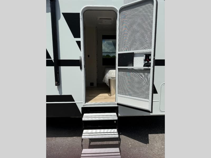 2026 Brinkley RV 2026 Brinkley RV Model IX - thumbnail 24