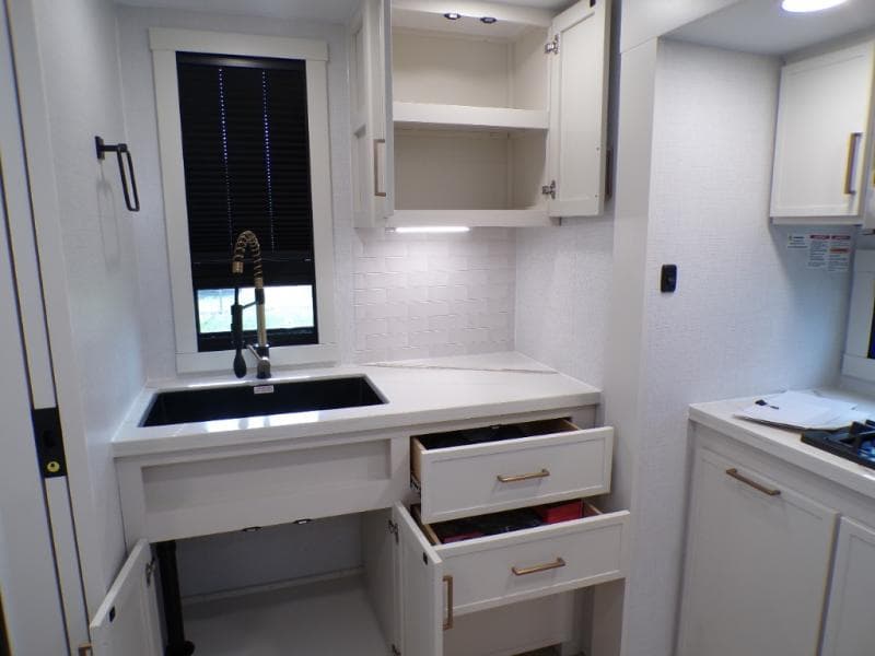 2026 Brinkley RV 2026 Brinkley RV Model IX - thumbnail 32