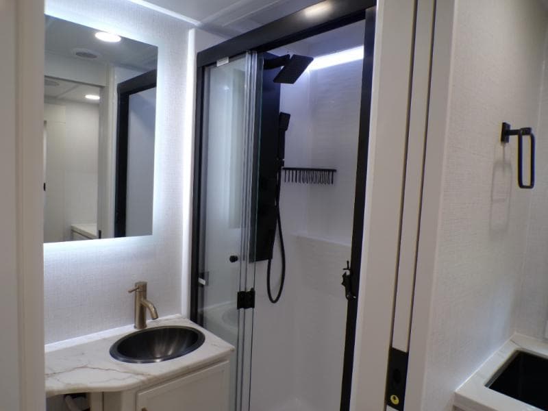 2026 Brinkley RV 2026 Brinkley RV Model IX - thumbnail 38