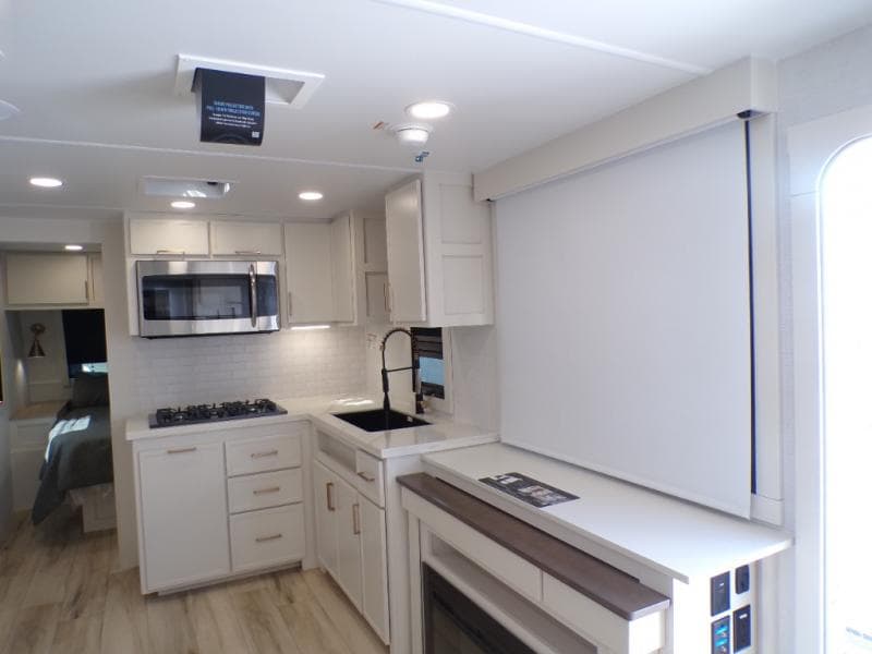 2026 Brinkley RV 2026 Brinkley RV Model IX - thumbnail 20