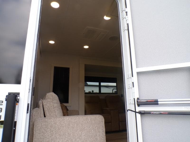 2026 Brinkley RV 2026 Brinkley RV Model IX - thumbnail 16