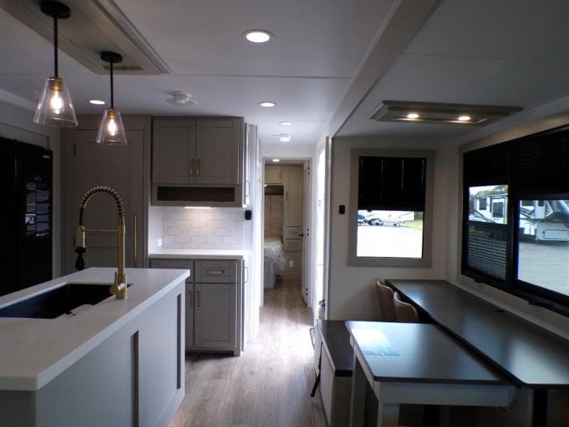 2026 Brinkley RV 2026 Brinkley RV Model Z - thumbnail 16