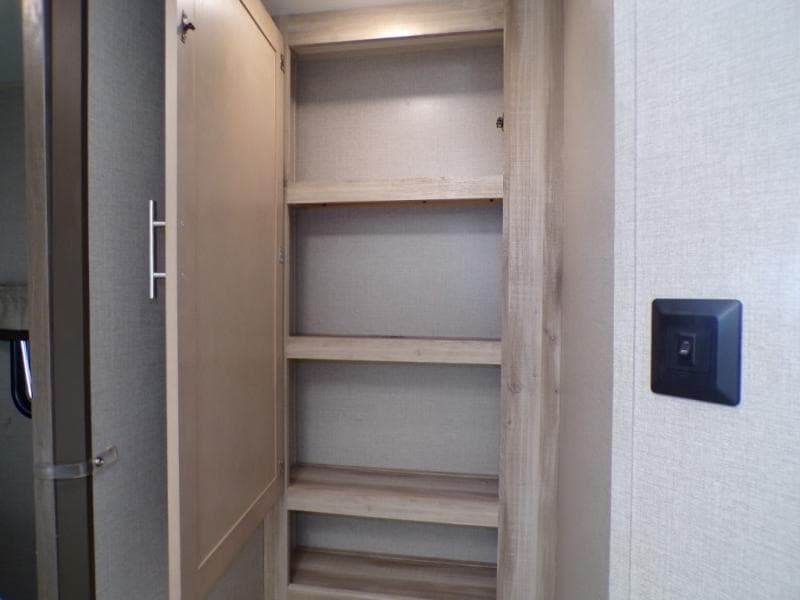 2021 Coachmen 2021 Coachmen Catalina Trail Blazer - thumbnail 48