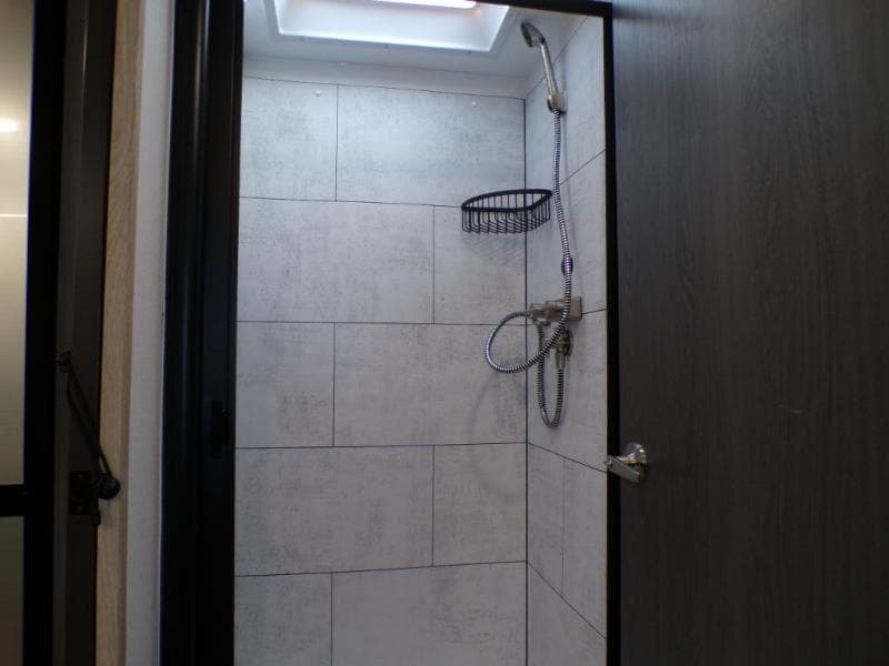 2026 Coachmen 2026 Coachmen Leprechaun - thumbnail 59