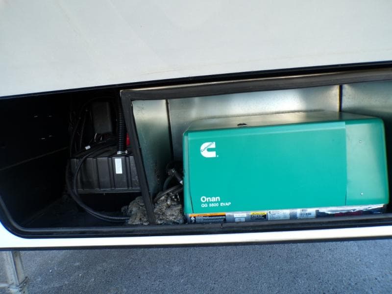 2023 Dutchmen 2023 Dutchmen Voltage - thumbnail 8