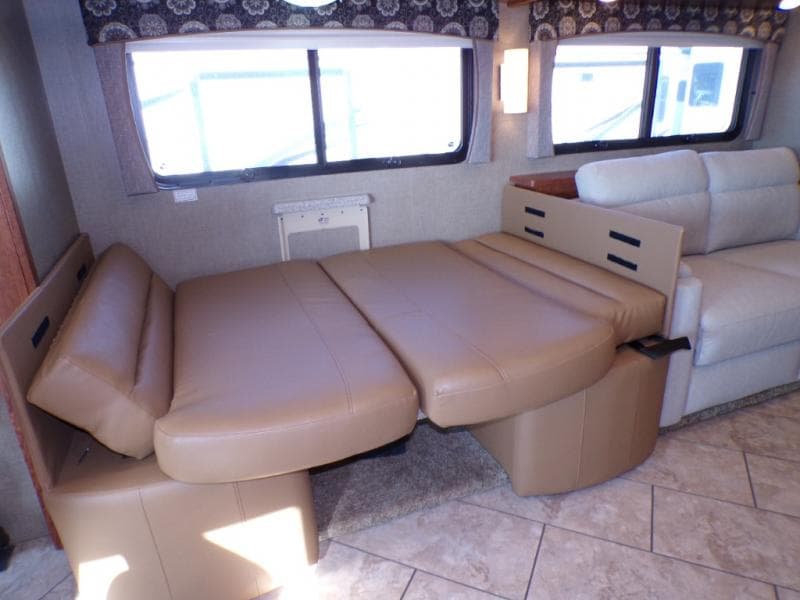 2016 Forest River 2016 Forest River Berkshire - thumbnail 34