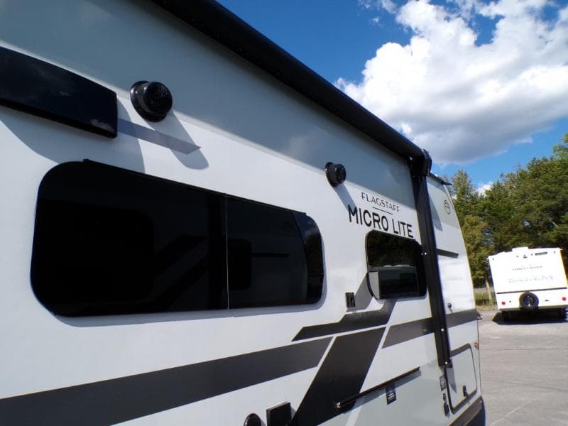 2026 Forest River 2026 Forest River Flagstaff Micro Lite - thumbnail 8