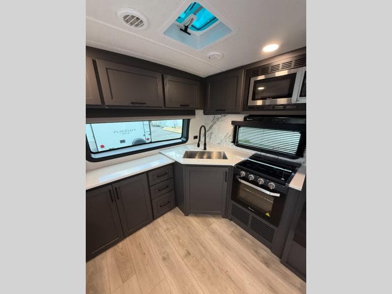 2026 Forest River 2026 Forest River Flagstaff Super Lite - thumbnail 23